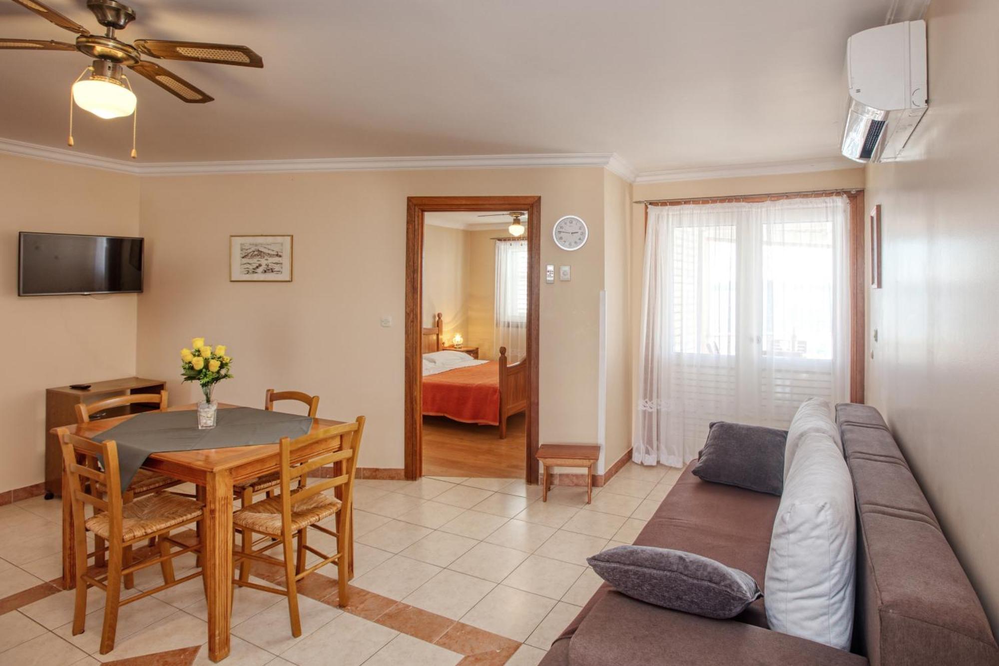 Apartments By The Sea Brodarica, Sibenik - 4194 Luaran gambar