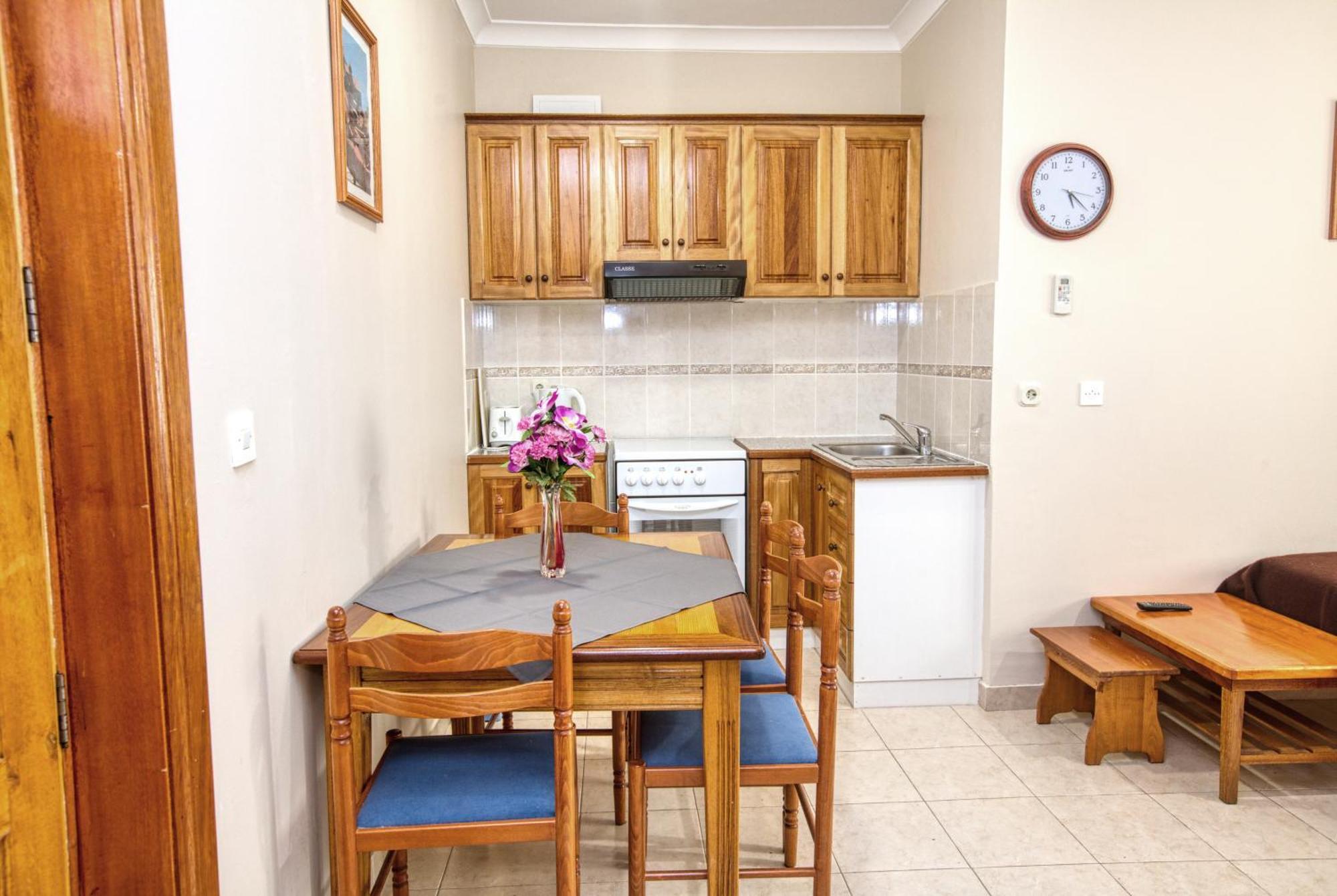 Apartments By The Sea Brodarica, Sibenik - 4194 Bilik gambar