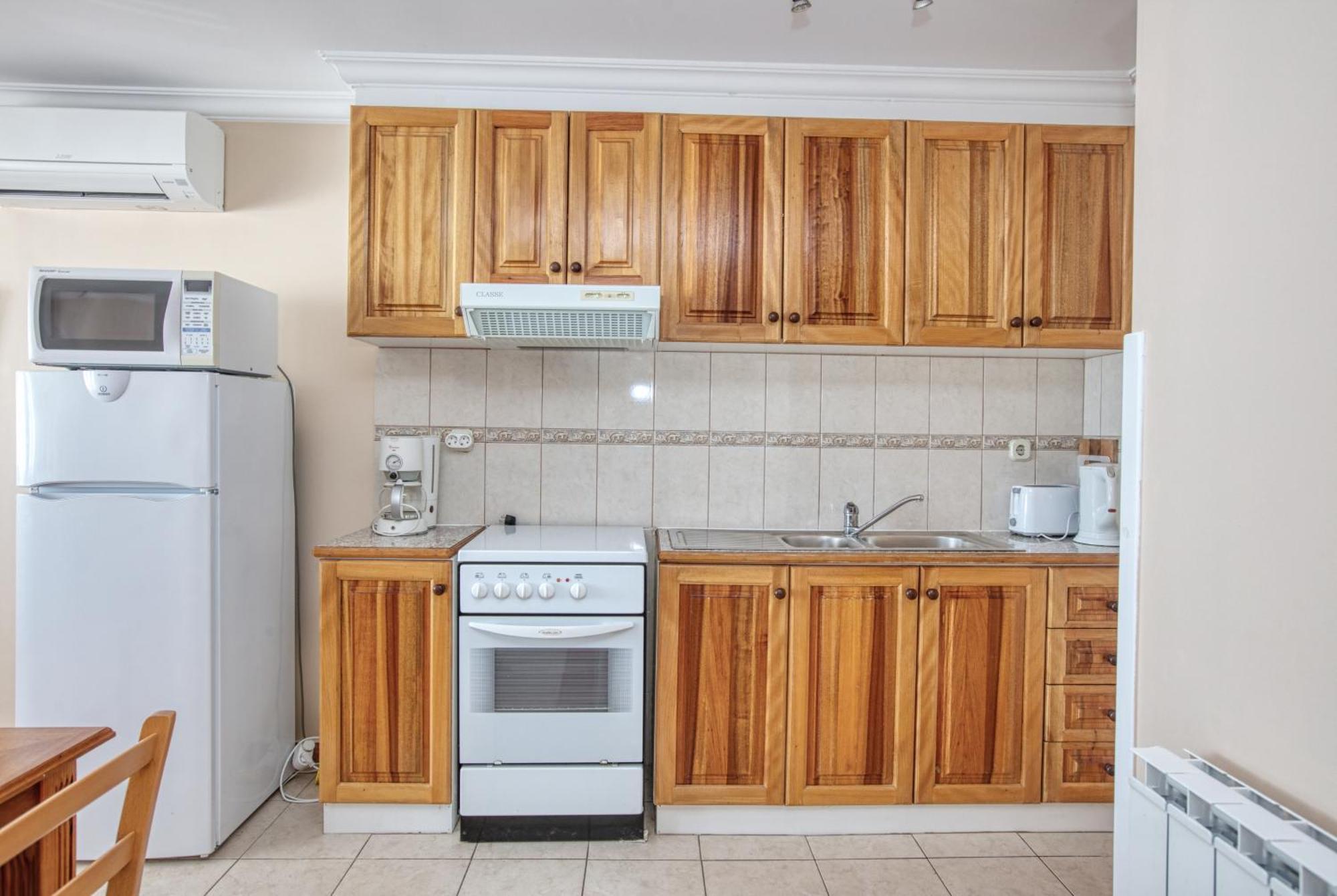 Apartments By The Sea Brodarica, Sibenik - 4194 Bilik gambar